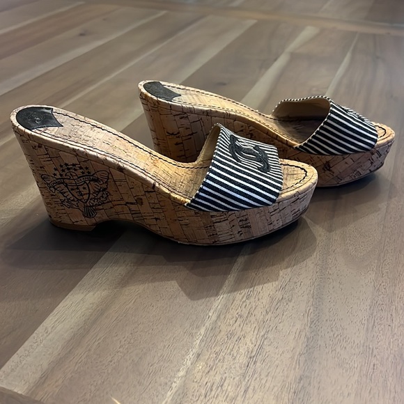 Chanel Wedge mules - Picture 2 of 6
